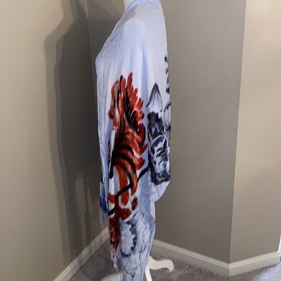 Hope Emma Floral Wrap/Scarf! - Picture 6 of 11